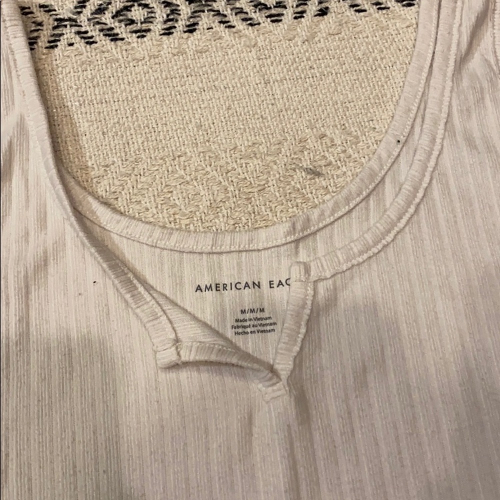 White loose muscle shirt